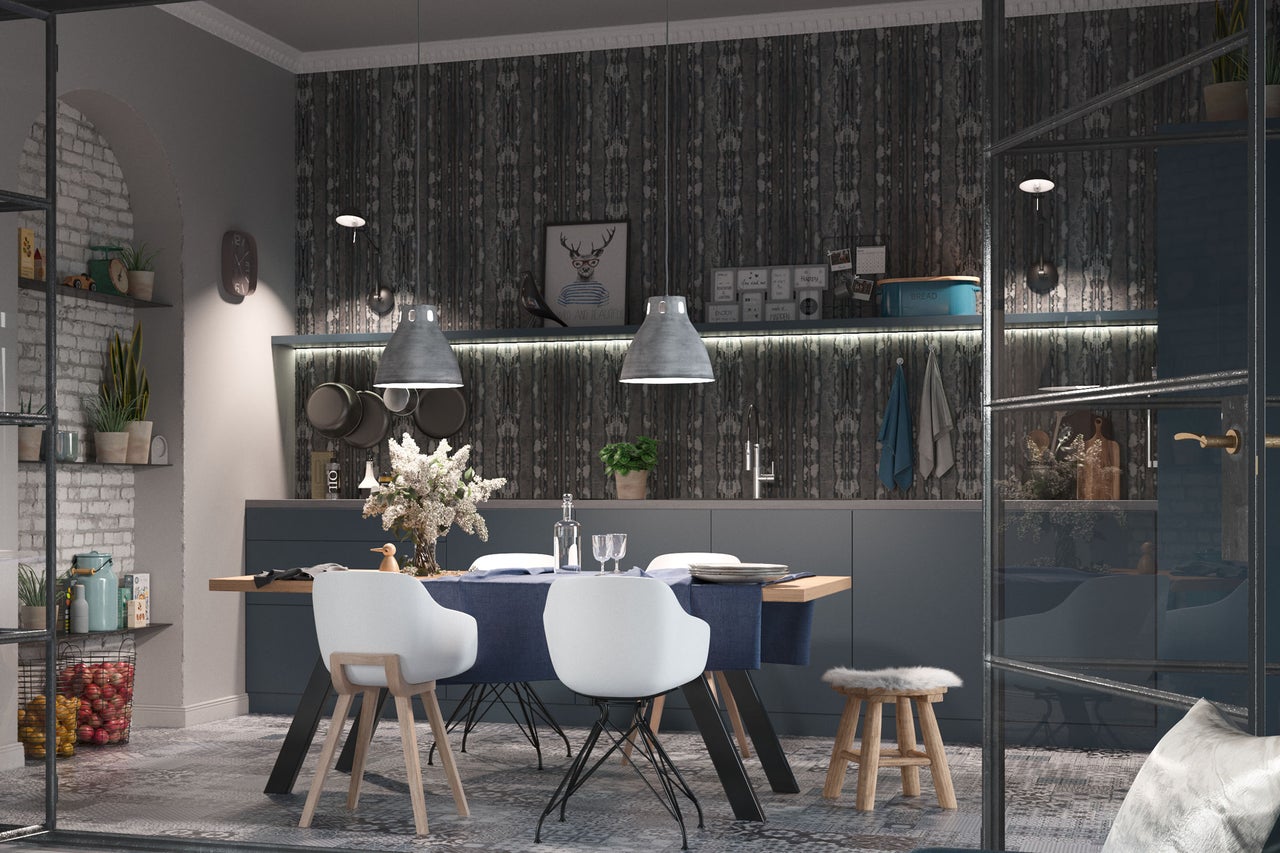 Ljust matrum med matbord, stolar och dekorativa element i en modern design