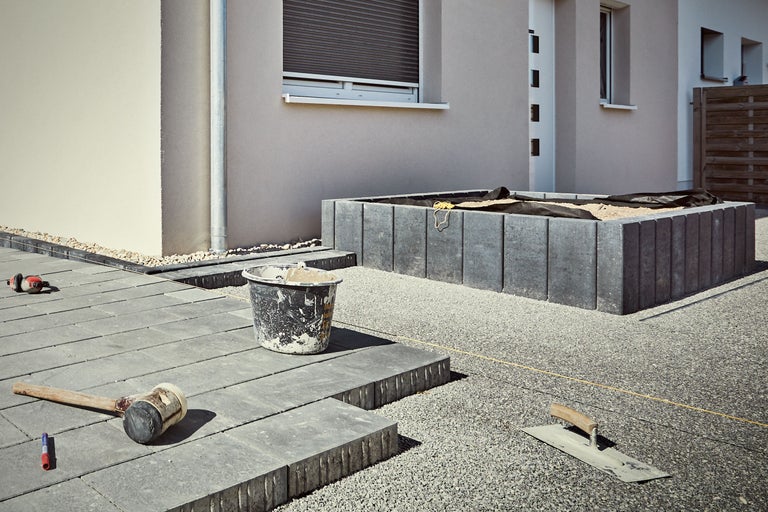 Så väljer du rätt sorts sten till uteplatsen