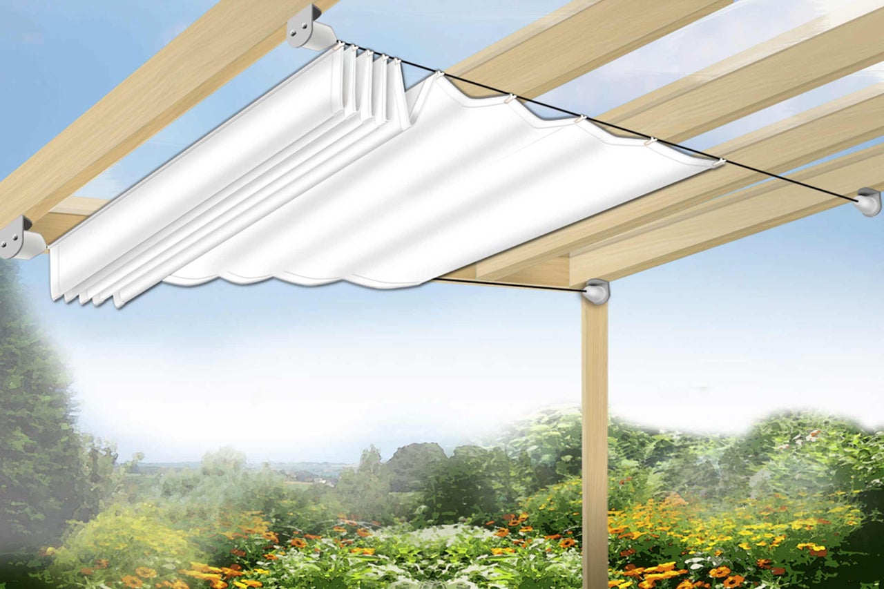 Pergola med skjutbart solskydd för solskydd i trädgården