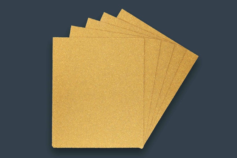 Flera ark sandpapper