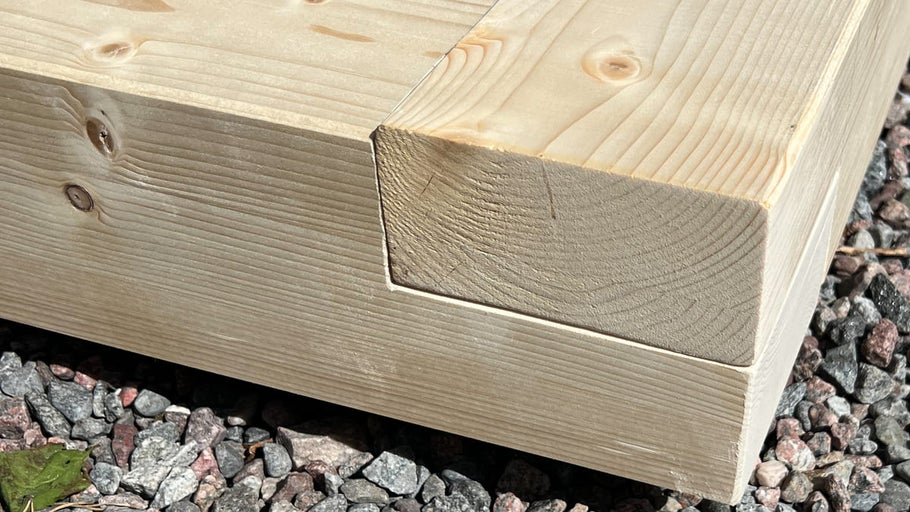 Träkonstruktion av granträ