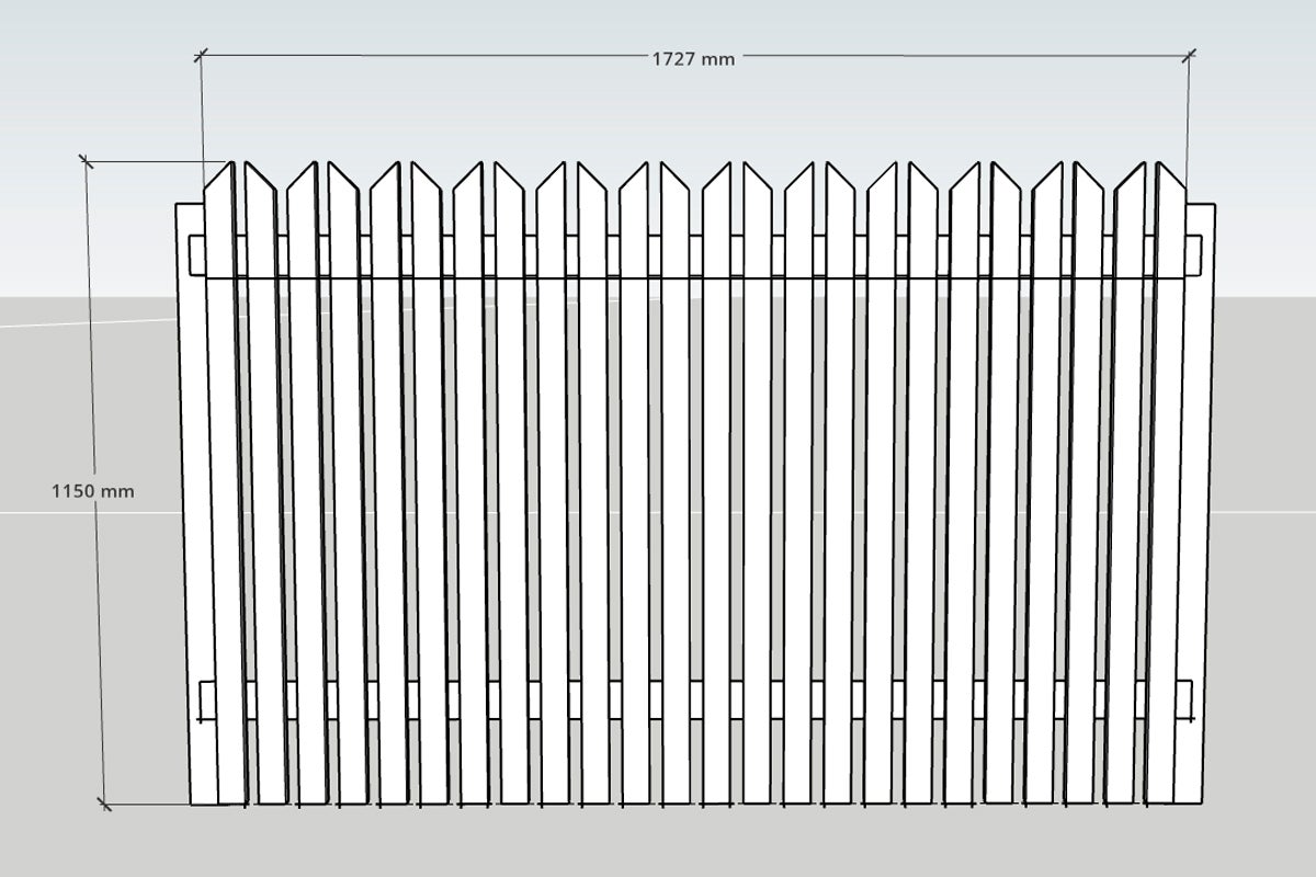 Staketpanel med spetsiga ribbor, bredd 1727 millimeter och höjd 1150 millimeter.
