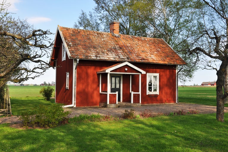 Inreda sommarstugan – 10 tips för att rusta upp ditt fritidshus