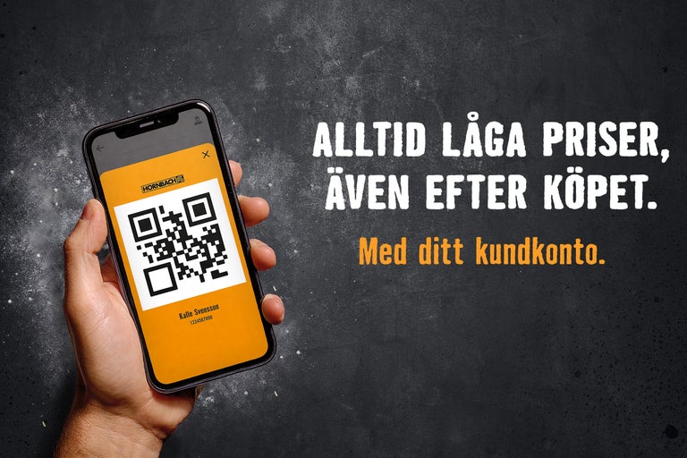 En mobiltelefon med ett Hornbach kundkonto hålls.