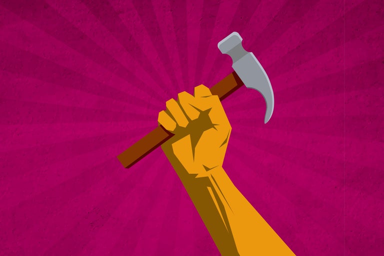 En stiliserad knytnäve håller en hammare.