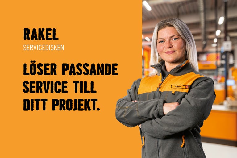 Hornbach-medarbetare Rakel i service hjälper dig med ditt projekt.