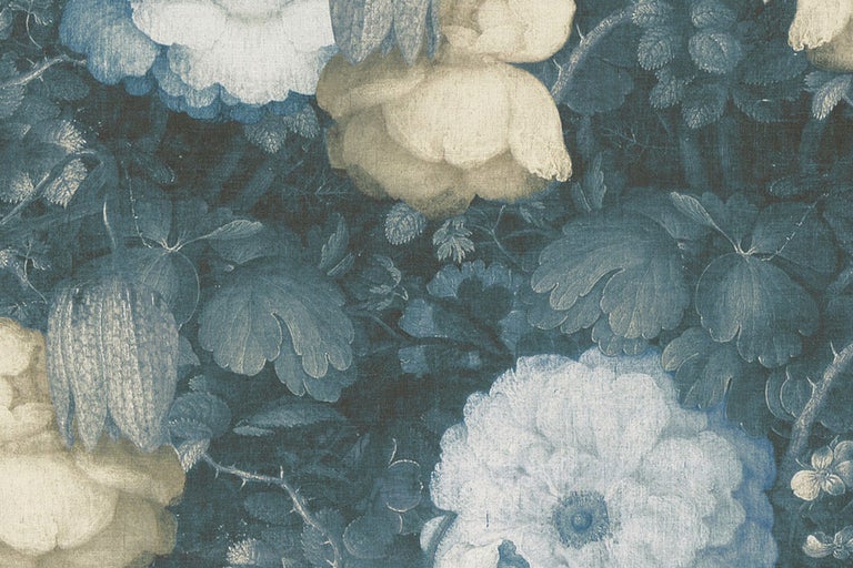 Detaljvy av en tapet med rosmotiv