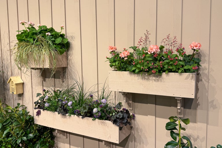 Så bygger du en enkel blomlåda