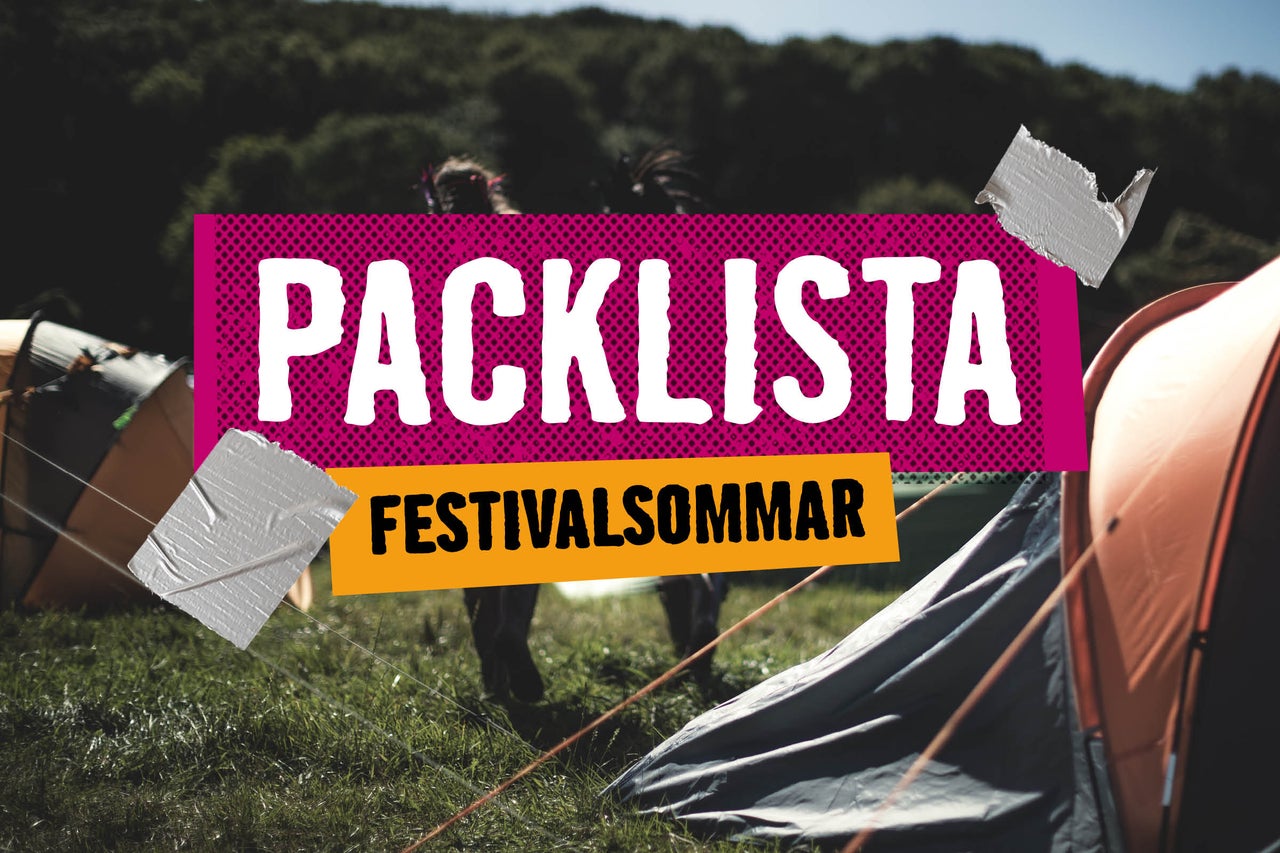 Packlista för festivalsommar med tält på en gräsmatta i bakgrunden.