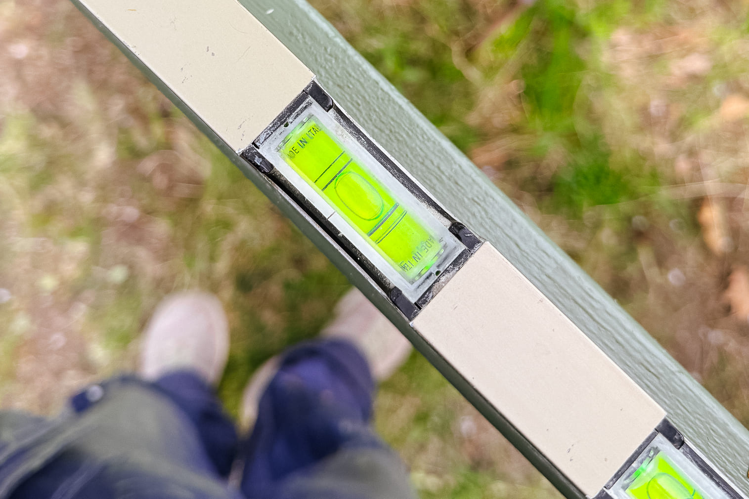 Vattenpass för att rikta in objekt