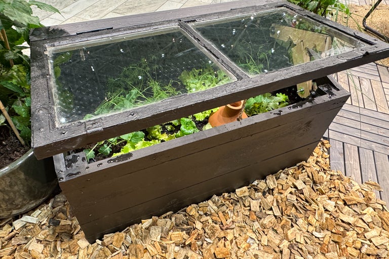 Så bygger du din egen odlingslåda