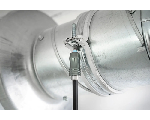 Montering av en ventilationskanal med en skruvmejsel