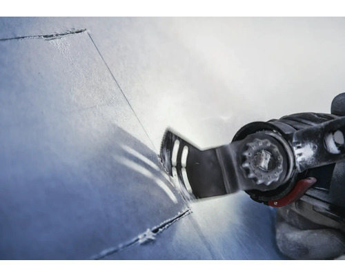 Oscillerande verktyg skär material