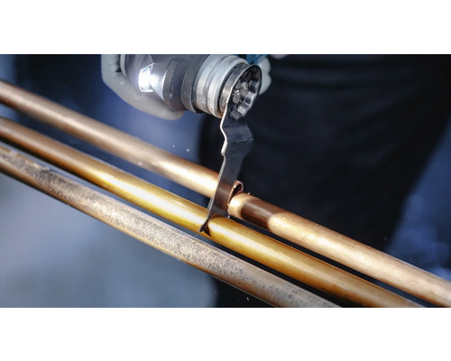 Multiverktyg vid skärning av kopparrör