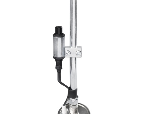 Detaljbild av en metallisk nivågivare.