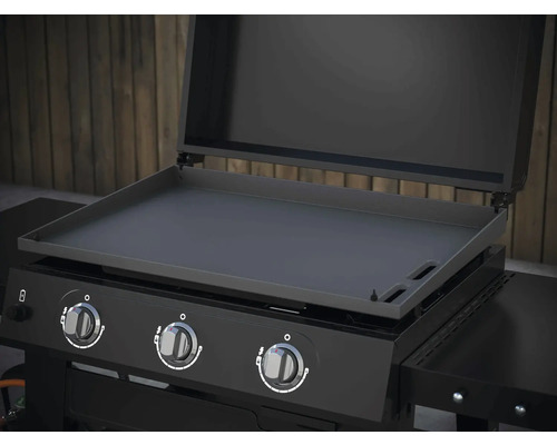 Grillplatta med tre brännare och öppet lock