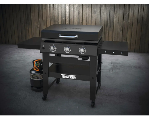 Tenkeker gasolgrill med tre brännare, sidobord och gasflaska