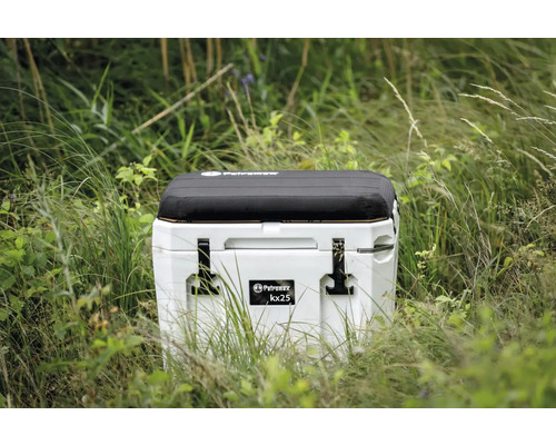 Petromax kylbox kx25 i gräset