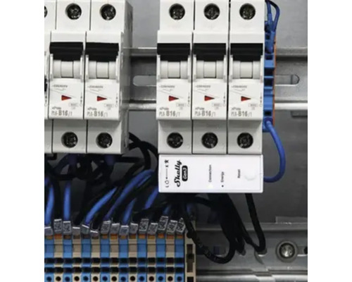 Säkringsautomater med kablage i ett kopplingsskåp