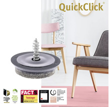 QuickClick möbelglid med skruv framför två stolar och utmärkelser