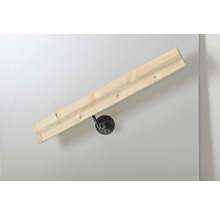 Träledstång monterad på en vägg med fäste