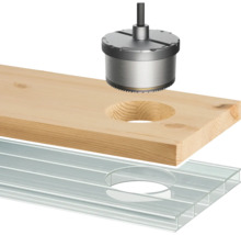 Hålsåg borrar hål i trä och plastpanel