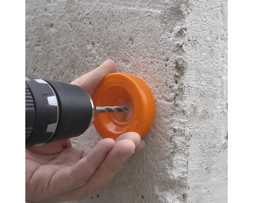 Borra i betong med borr och borrskydd