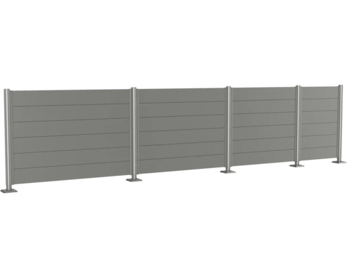 Sikt skyddsstängsel med horisontella paneler och metallstolpar för trädgården