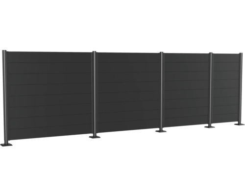 Staket av horisontella element och stolpar