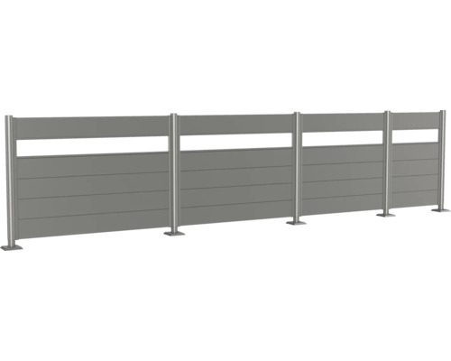 Insynsskyddsstaket av aluminium med horisontella paneler och stolpar i rostfritt stål