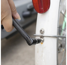 Cykelpump på en cykeldäckventil.