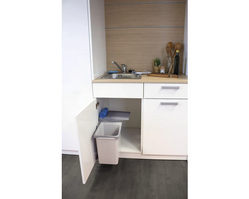Diskho med öppet underskåp och utdragbar soptunna för köksavfall