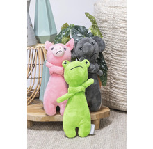 Scen med en rosa gris, en grå koala och en grön groda som gosedjur