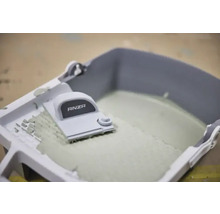 Färghink med Anza färgrulleavskrapare