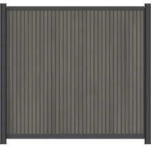 Trädgårdsstaket av trä och metall