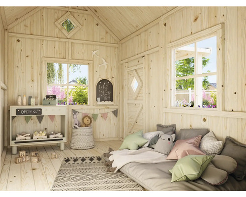 Interiör av en ljus lekstuga med fönster, leksaker och sittkuddar