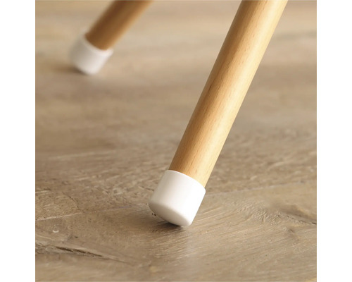 Stolsben av trä med golvskydd