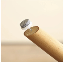 Möbeltass med spik för möbelben