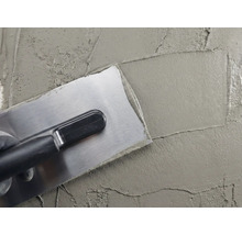 Spackel med applicerad puts