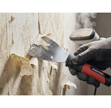 Tapetborttagning med spackel och ångapparat