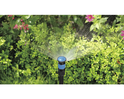 Trädgårdssprinkler används för att vattna växter