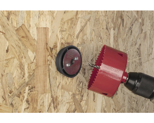 Wolfcraft hålsåg används med en borrmaskin på trä