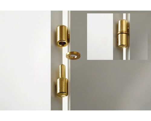 Dörrband i mässing för fastsättning av en dörr