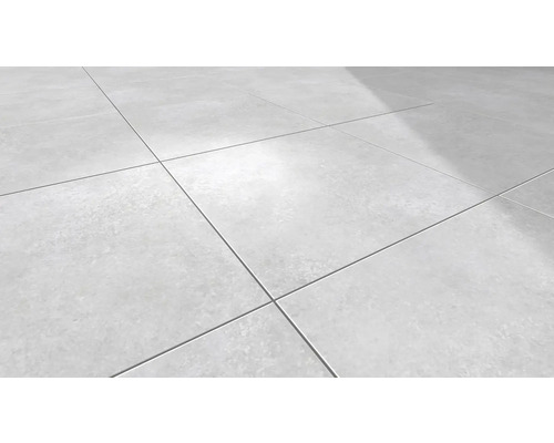 Golv med kvadratiska plattor