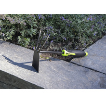 Trädgårdshacka med treuddig klo och handtag