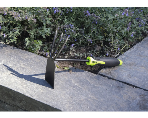 Trädgårdshacka med treuddig klo och handtag