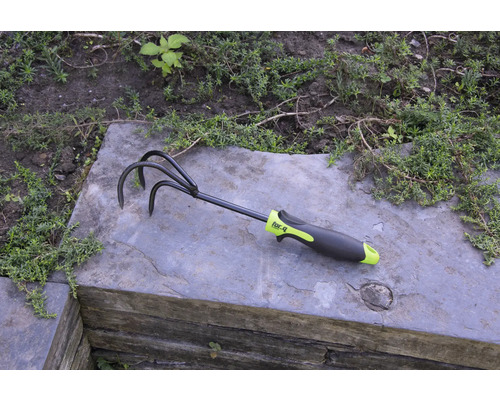 Trädgårdskultivator med tre tänder för trädgårdsarbete