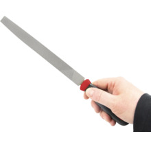 Hand håller en verkstadsfil