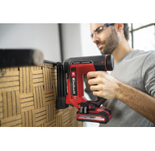 Einhell batteridriven dyckertpistol Power X-Change används för att fästa möbelband på en möbel.