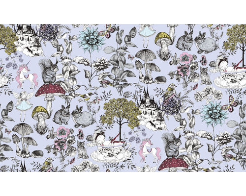 Tapet med skogsmotiv, inklusive ekorrar, svampar, enhörningar och blommor